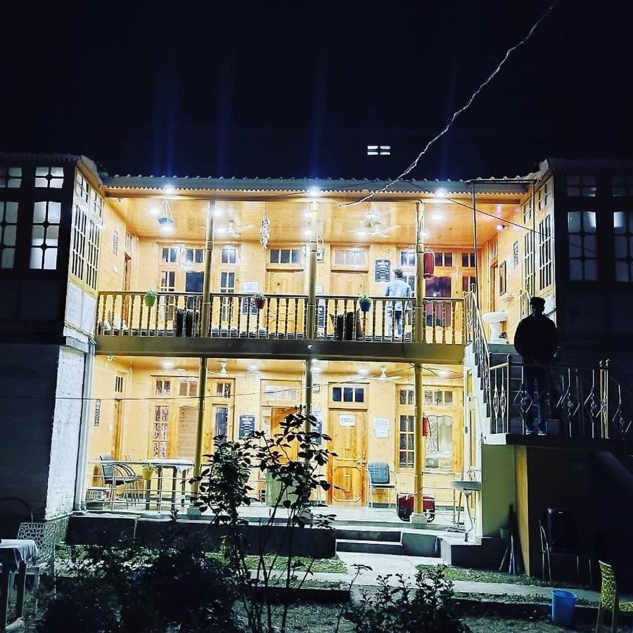Kasol Wooden Cottage Luaran gambar