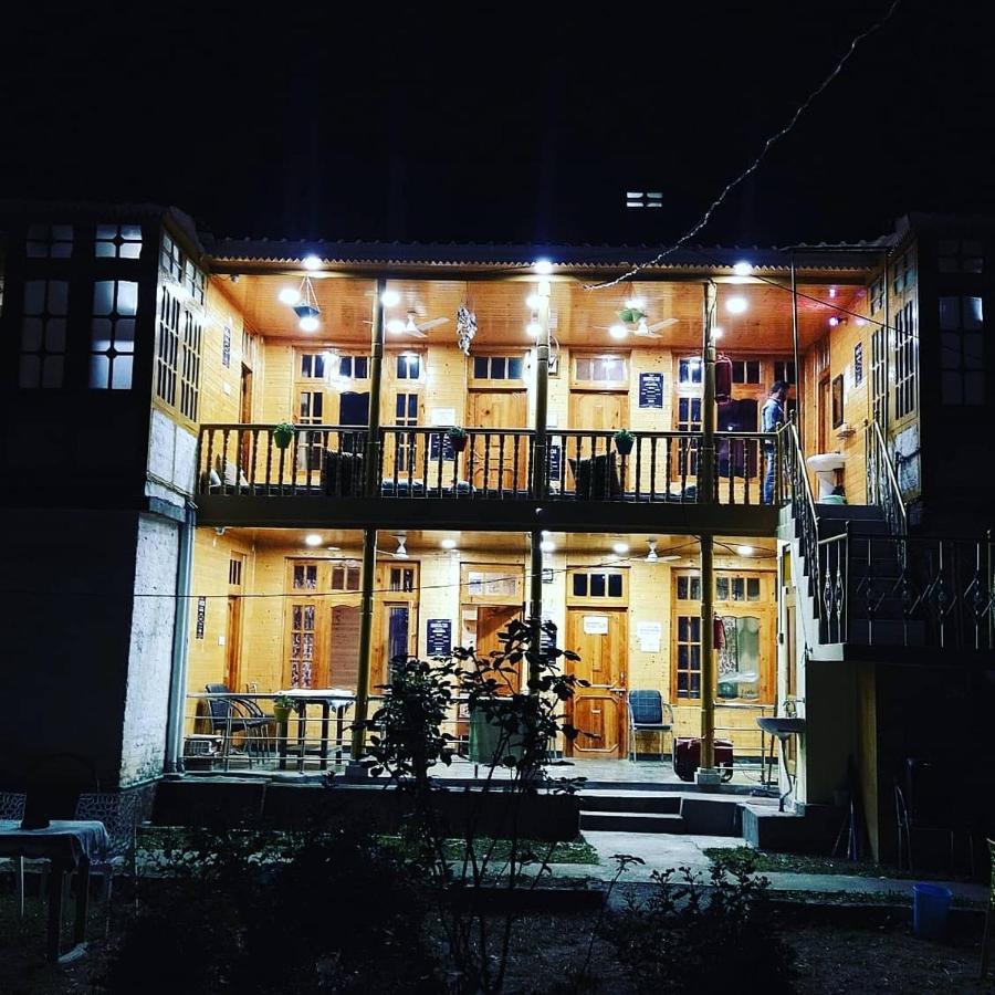 Kasol Wooden Cottage Luaran gambar