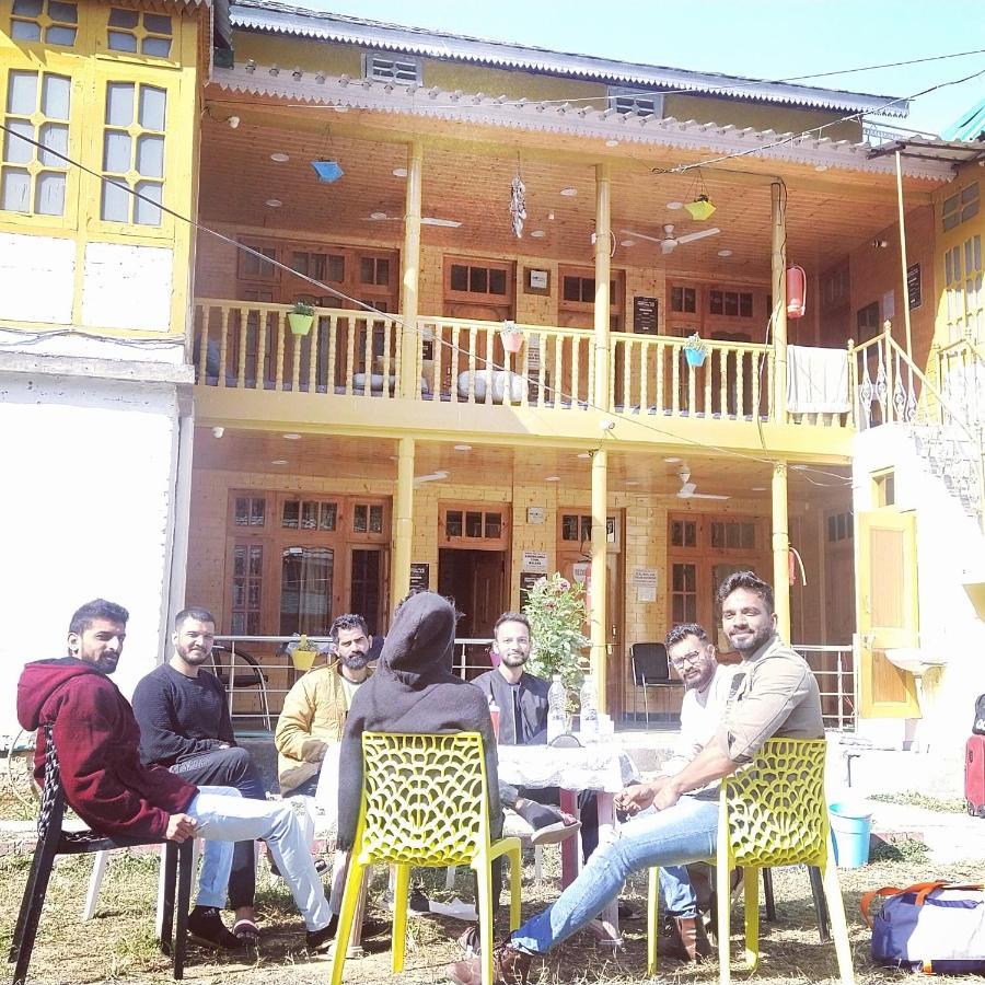 Kasol Wooden Cottage Luaran gambar