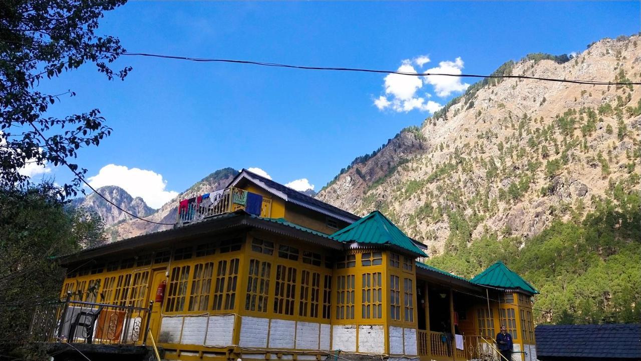 Kasol Wooden Cottage Luaran gambar