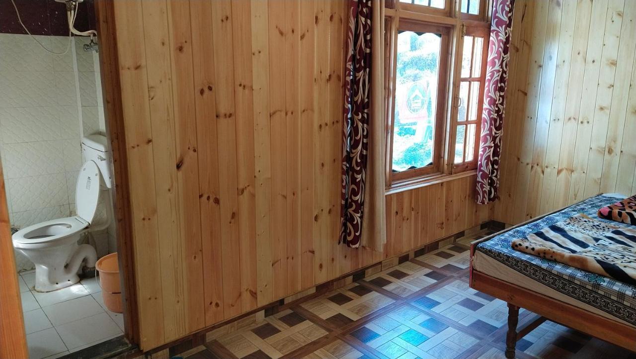 Kasol Wooden Cottage Luaran gambar