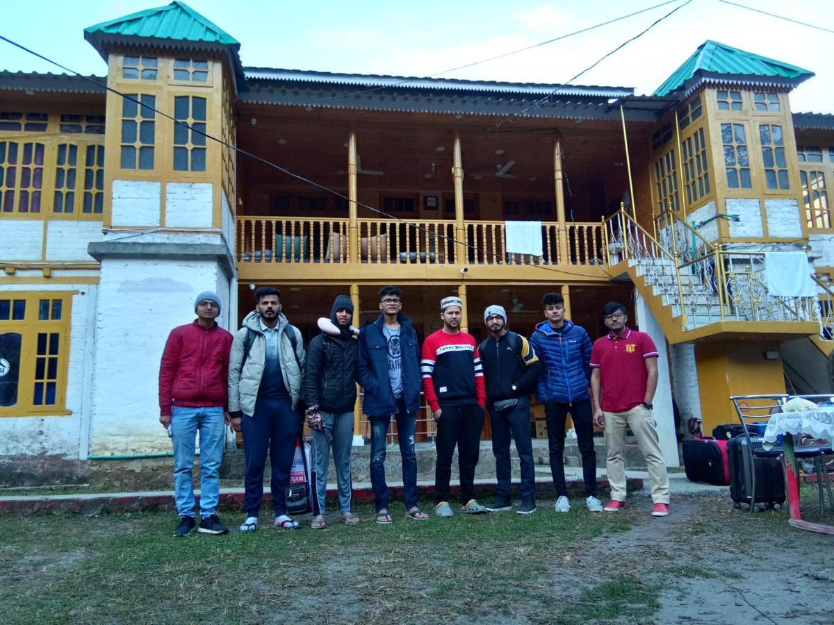 Kasol Wooden Cottage Luaran gambar