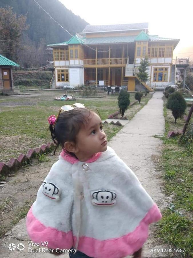 Kasol Wooden Cottage Luaran gambar